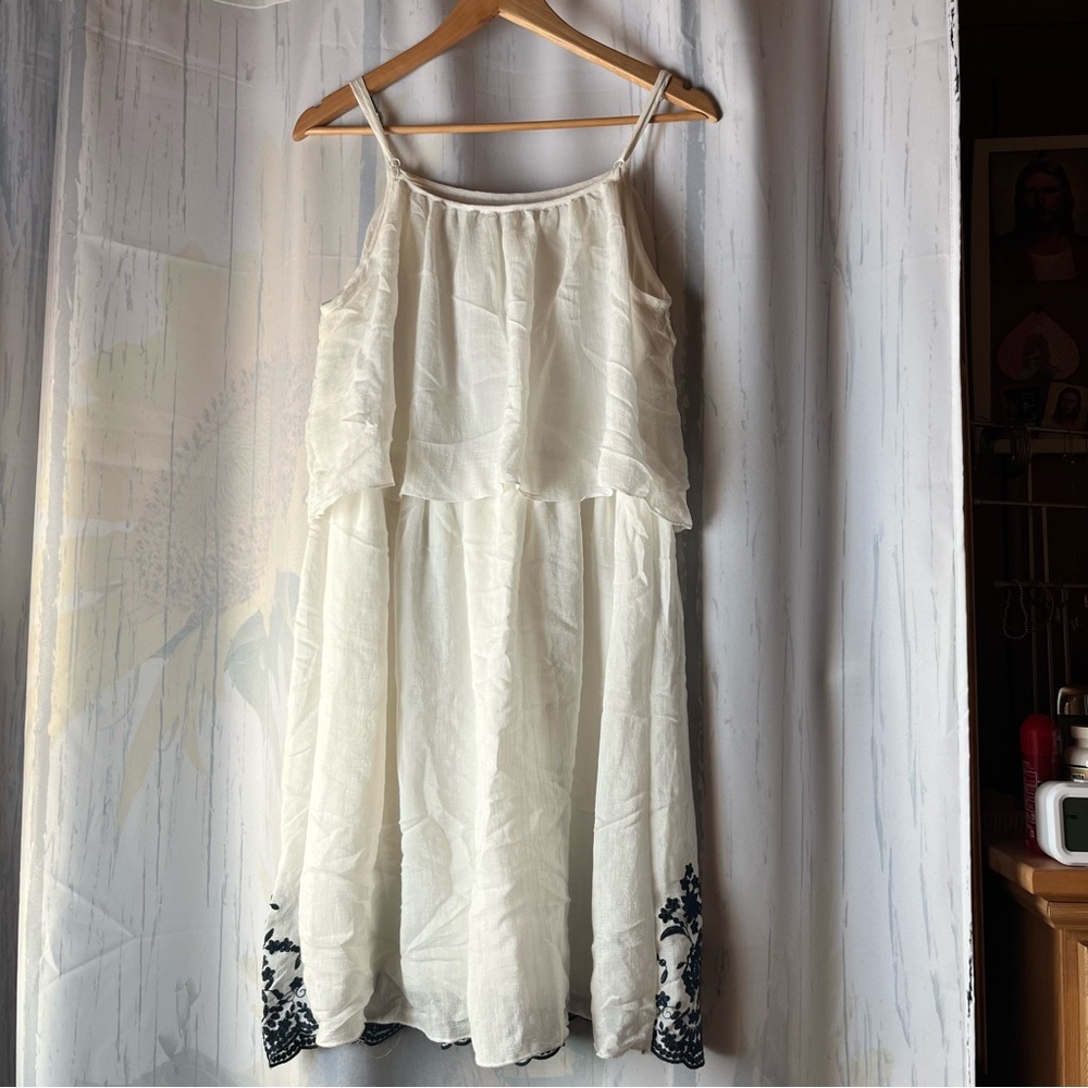 J Gee White and Navy Blue Embroidered Midi Spaghetti Strap Dress - Picture 2 of 13